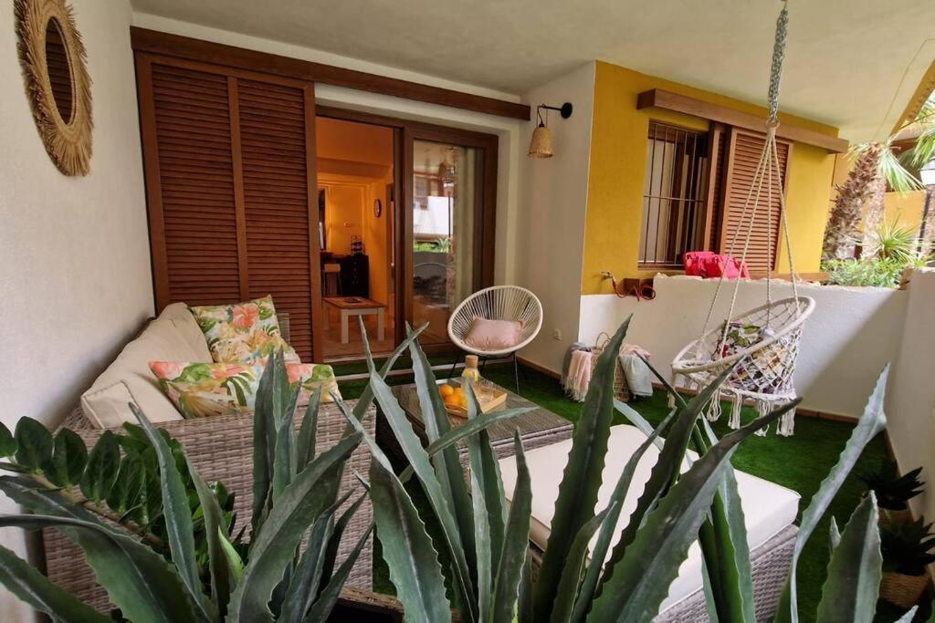 Olivia Sunny 2 Bedroom Apartament Punta Prima Torrevieja Exterior photo